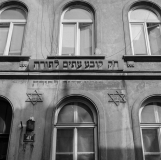 A539F244-3939-4FE6-A1B2-03627C80378E